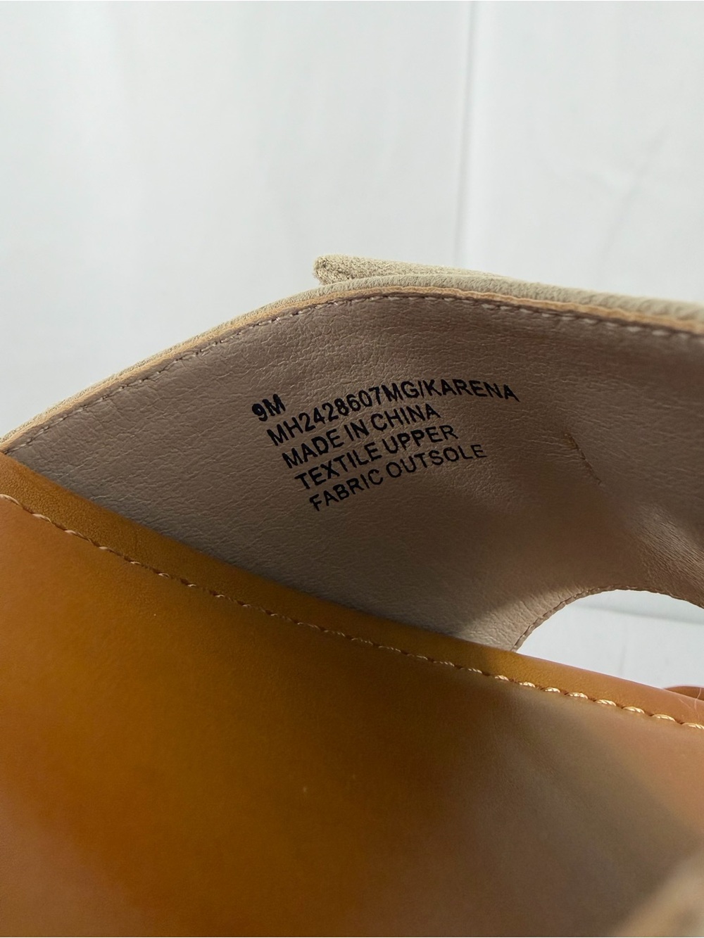 NWT MIA Women’s Size 9 Beige Bow Platform Slide Heels - Picture 4 of 9